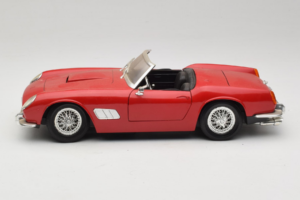 Ferrari California Καμπριολέ Κόκκινο Tonka 1:18 01109-P1 Μέταλλο - εικόνα 4 από 8
