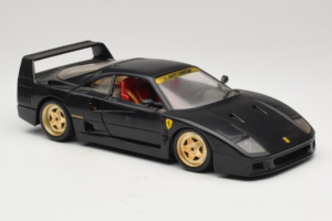 Ferrari F40 Μαύρο με Χρυσές Ζάντες Bburago 1:18 3032-B2 Μέταλλο - εικόνα 6 από 8