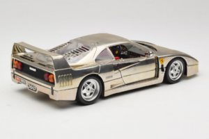 Ferrari F40 Chrome Silver Bburago 1:18 3401 Μέταλλο - εικόνα 3 από 8