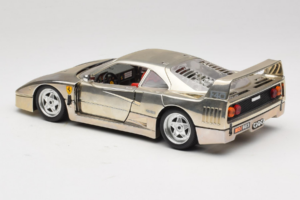Ferrari F40 Chrome Silver Bburago 1:18 3401 Μέταλλο - εικόνα 7 από 8