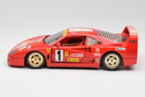 Ferrari F40 Evoluzione Bburago 1:18 3042 Μέταλλο - εικόνα 4 από 8