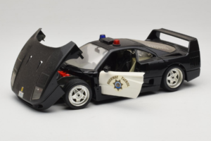 Ferrari F40 Highway Patrol Μαύρο Λευκό Bburago 1:18 3022-H1 Μέταλλο - εικόνα 2 από 8