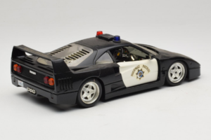 Ferrari F40 Highway Patrol Μαύρο Λευκό Bburago 1:18 3022-H1 Μέταλλο - εικόνα 3 από 8