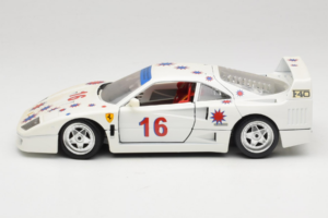 Ferrari F40 #16 Borsenmodells Λευκό Limited Edition 333 pcs 1987 Bburago 1:18 3332-W1 Μέταλλο - εικόνα 4 από 8