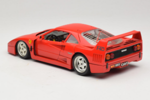 Ferrari F40 Κόκκινο Diamond Edition Bburago 1:18 3022-P1 Μέταλλο - εικόνα 7 από 8