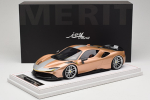 Ferrari SF90 Novitec Χρυσό Ασημί Λωρίδα IVY Merit 1:18 REMC028 Ρητίνη - εικόνα 7 από 7