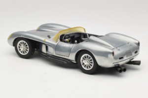 Ferrari Testa Rossa Chrome Silver Hot Wheels 1:18 25737 Μέταλλο - εικόνα 7 από 8