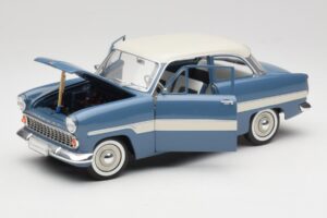 Ford Taunus 12M P2 Μπλε Ρίγες Revell 1:18 08880-M1 Μέταλλο - εικόνα 2 από 8