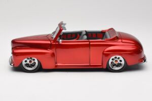 Ford Cabriolet Red Metallic Road Signature 1:18 30028 Μέταλλο - εικόνα 4 από 8