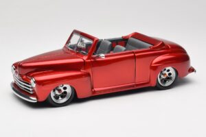 Ford Cabriolet Red Metallic Road Signature 1:18 30028 Μέταλλο