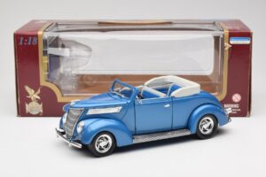 Ford Καμπριολέ Μπλε Road Signature 1:18 92238 Μέταλλο - εικόνα 8 από 8