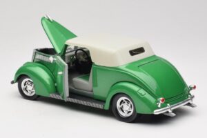 Ford Καμπριολέ Πράσινο Road Signature 1:18 92239 Μέταλλο - εικόνα 5 από 8