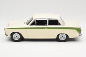 Ford Cortina Lotus White & Green Stripe MCG 1:18 MCG18434 Μέταλλο - εικόνα 3 από 6