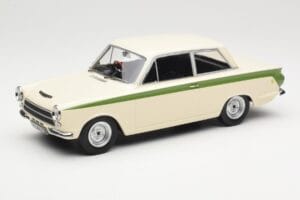 Ford Cortina Lotus White & Green Stripe MCG 1:18 MCG18434 Μέταλλο