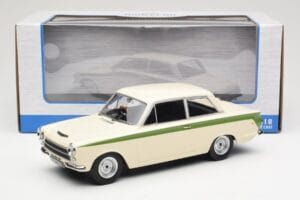 Ford Cortina Lotus White & Green Stripe MCG 1:18 MCG18434 Μέταλλο - εικόνα 6 από 6