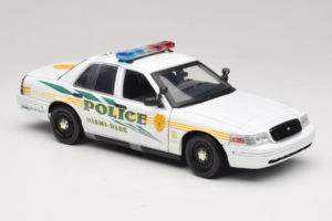 Ford Crown Victoria Police Interceptor CSI Miami GreenLight 1:18 13514 Μέταλλο - εικόνα 4 από 6