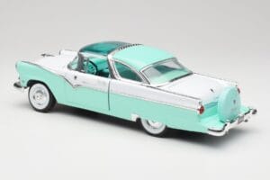 Ford Crown Victoria Seafoam Πράσινο & Λευκό Road Legends 1:18 92138 Μέταλλο - εικόνα 6 από 7