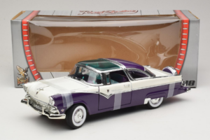 Ford Crown Victoria Λευκό Μωβ Road Signature 1:18 92138-P1 Μέταλλο - εικόνα 6 από 6