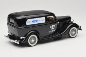 Ford Delivery Truck Ford Parts Μαύρο Solido 1:18 8417 Μέταλλο - εικόνα 2 από 8