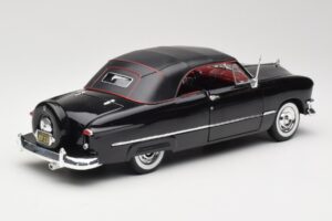 Ford Deluxe Καμπριολέ Μαύρο Maisto 1:18 31681 Μέταλλο - εικόνα 3 από 8
