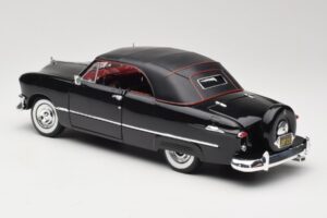Ford Deluxe Καμπριολέ Μαύρο Maisto 1:18 31681 Μέταλλο - εικόνα 7 από 8