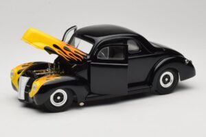 Ford Deluxe Hot Rod Μαύρο Universal Hobbies 1:18 6002 Μέταλλο - εικόνα 2 από 8