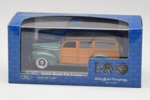Ford Deluxe Woody Forest Πράσινο Minichamps 1:43 FORD20002 Μέταλλο - εικόνα 4 από 4