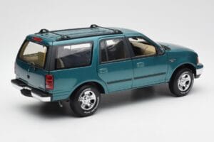 Ford Expedition XLT Πράσινο Μεταλλικό UT Models 1:18 22717 Μέταλλο - εικόνα 3 από 8