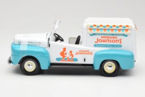 Ford F-1 Howard Johnson's Ice Cream Road Signature 1:18 92229 Μέταλλο - εικόνα 3 από 6