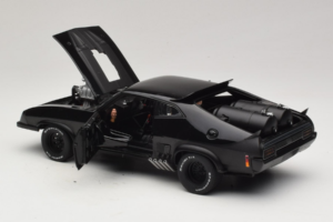 Ford Falcon XB Interceptor Mad Max 2 The Road Warrior AUTOart 1:18 72745 Μέταλλο - εικόνα 5 από 8