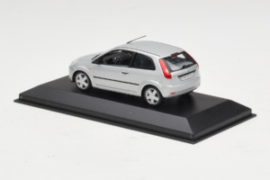 Ford Fiesta Mk5 2-Door Ασημί Minichamps 1:43 FIESTA003 Μέταλλο - εικόνα 3 από 4