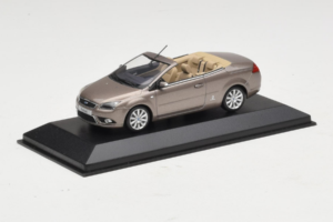 Ford Focus Mk2 CC Γκρι Minichamps 1:43 FORD005 Μέταλλο - εικόνα 2 από 4
