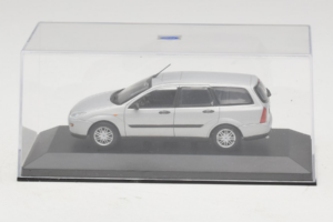 Ford Focus Mk1 Turnier Ασημί Minichamps 1:43 FOCUS004 Μέταλλο - εικόνα 4 από 5