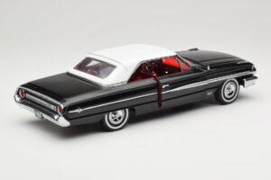 Ford Galaxie 500 Μαύρο Sun Star 1:18 1442 Μέταλλο - εικόνα 3 από 8