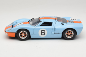 Ford GT40 Gulf #6 J. Ickx / J. Oliver 24 Hours of Le Mans 1969 Eagles Race 1:18 300600 Μέταλλο - εικόνα 4 από 8