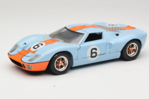 Ford GT40 Gulf #6 J. Ickx / J. Oliver 24 Hours of Le Mans 1969 Revell 1:18 48824 Μέταλλο