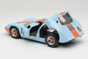 Ford GT40 Gulf #6 J. Ickx / J. Oliver 24 Hours of Le Mans 1969 Revell 1:18 48824 Μέταλλο - εικόνα 5 από 8