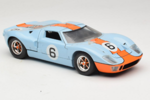 Ford GT40 Gulf #6 J. Ickx / J. Oliver 24 Hours of Le Mans 1969 Revell 1:18 48824 Μέταλλο - εικόνα 6 από 8