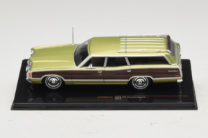 Ford LTD Country Squire Green Bronze IXO 1:43 CLC608N Μέταλλο