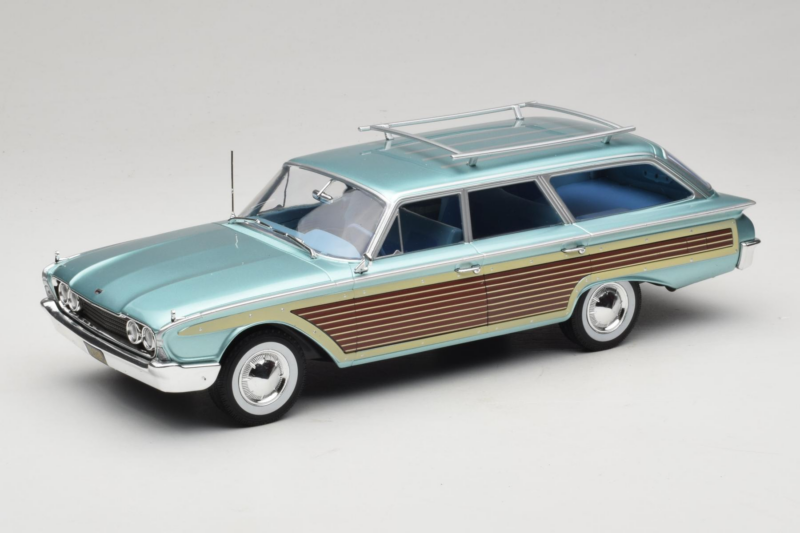 Ford Country Squire Μπλε MCG 1:18 MCG18049 Μέταλλο