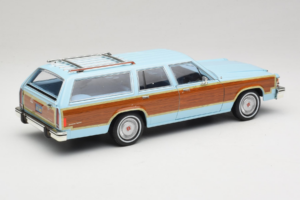 Ford LTD Country Squire Charlie's Angels Movie GreenLight 1:18 19066 Μέταλλο - εικόνα 3 από 8