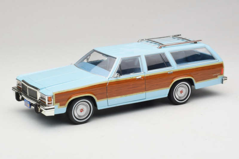 Ford LTD Country Squire Charlie's Angels Movie GreenLight 1:18 19066 Μέταλλο