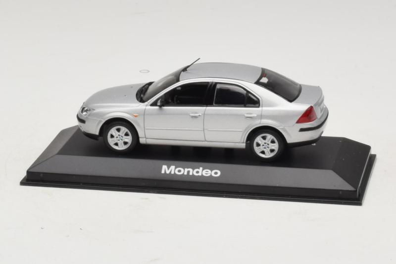 Ford Mondeo Mk3 Sedan Ασημί Minichamps 1:43 MONDEO005 Μέταλλο