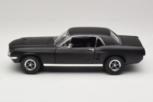 Ford Mustang Creed Movie GreenLight 1:18 13611 Μέταλλο - εικόνα 4 από 8