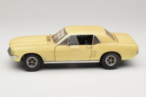Ford Mustang Coupe Κίτρινο The Walking Dead Greenlight 1:18 12958 Μέταλλο - εικόνα 4 από 8