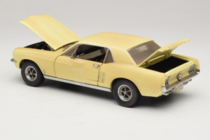 Ford Mustang Coupe Κίτρινο The Walking Dead Greenlight 1:18 12958 Μέταλλο - εικόνα 5 από 8