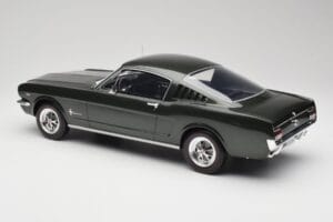 Ford Mustang Fastback Ivy Green Otto 1:12 G079 Ρητίνη - εικόνα 5 από 6