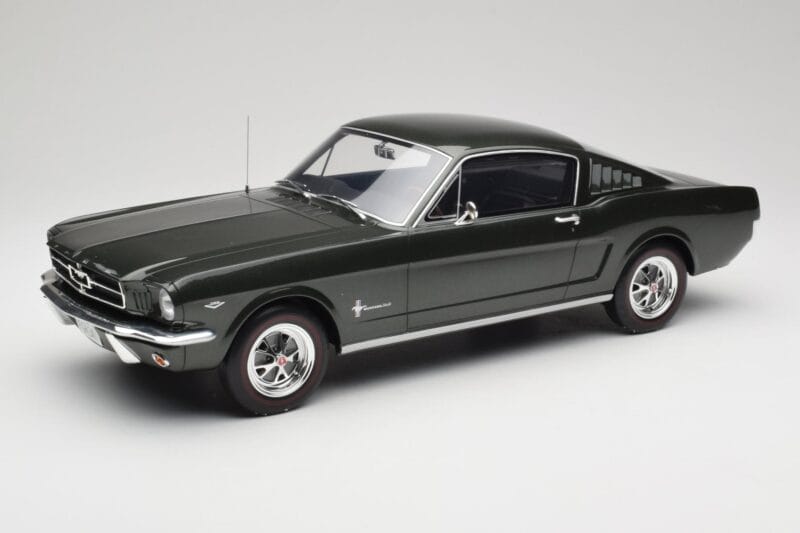 Ford Mustang Fastback Ivy Green Otto 1:12 G079 Ρητίνη