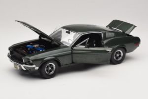 Ford Mustang GT Bullitt με Φιγούρα Steve McQueen Greenlight 1:18 12885 Μέταλλο - εικόνα 2 από 8