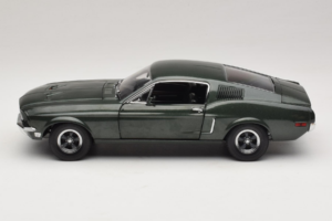 Ford Mustang GT Bullitt με Φιγούρα Steve McQueen Greenlight 1:18 12885 Μέταλλο - εικόνα 4 από 8